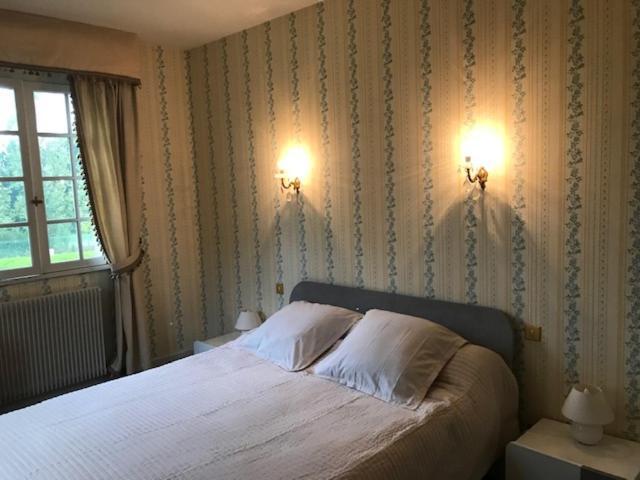 Bed and Breakfast Demeure Des Carila Heudebouville Exterior foto